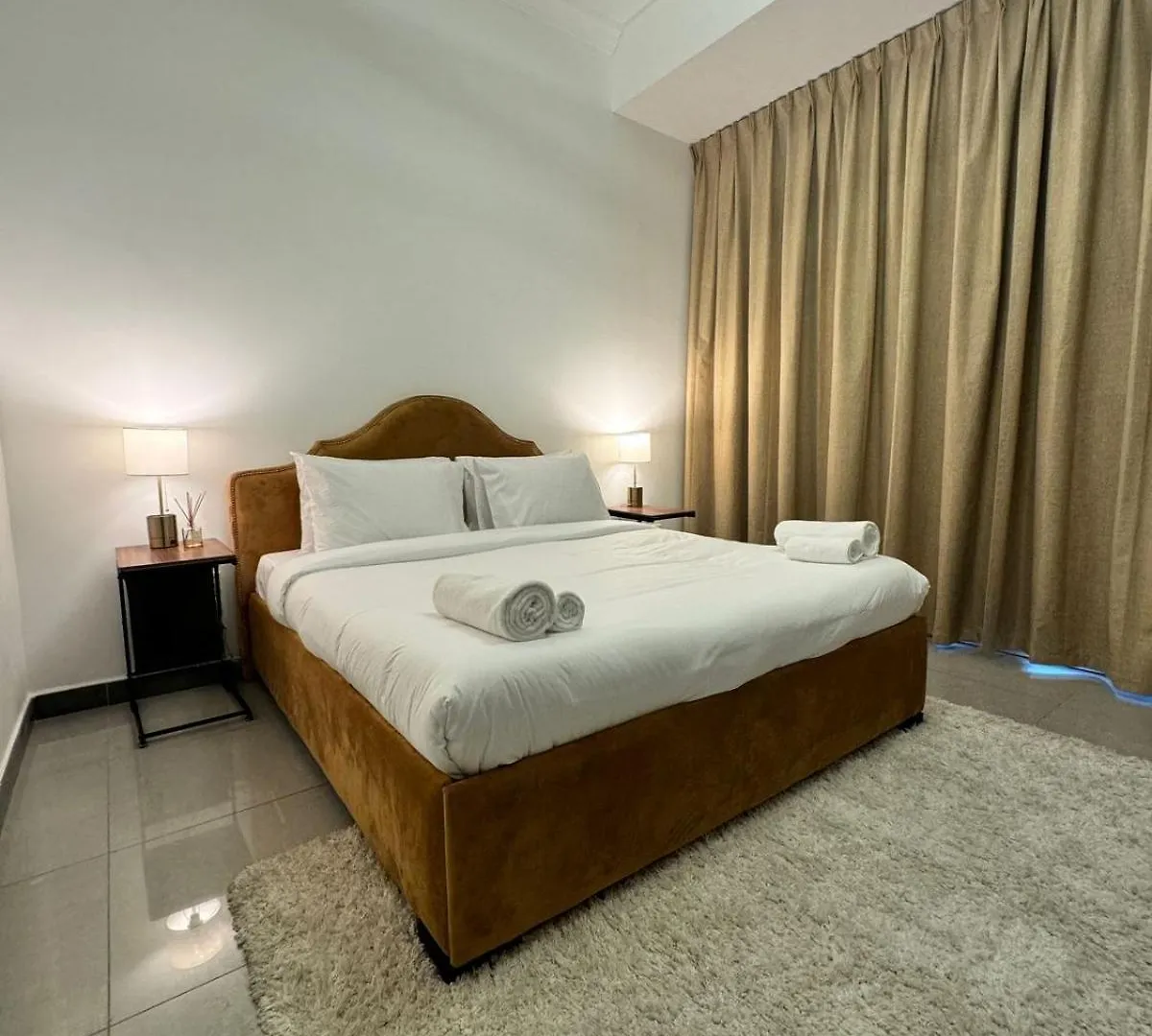 Swarg Stay In Heart Of Dubai In Jvc Villa