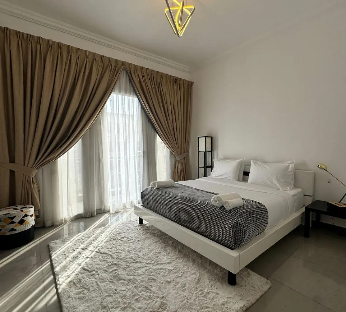 Swarg Stay In Heart Of Dubai In Jvc