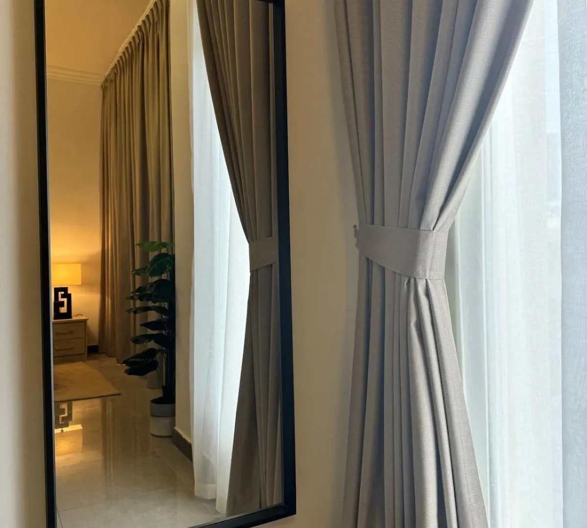 Swarg Stay In Heart Of Dubai In Jvc