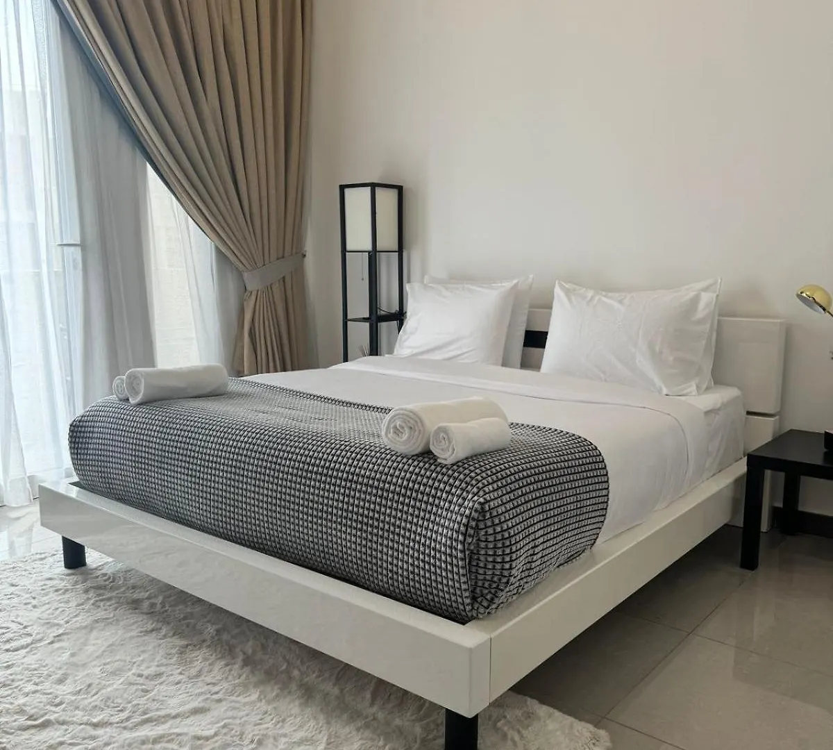 Villa Swarg Stay In Heart Of Dubai In Jvc United Arab Emirates