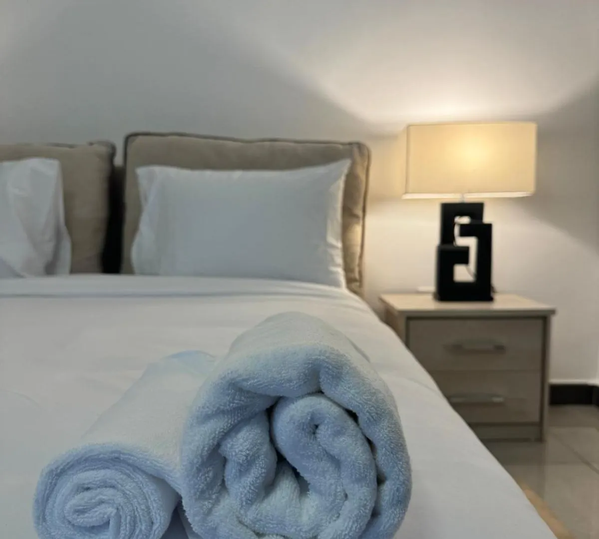 Swarg Stay In Heart Of Dubai In Jvc United Arab Emirates